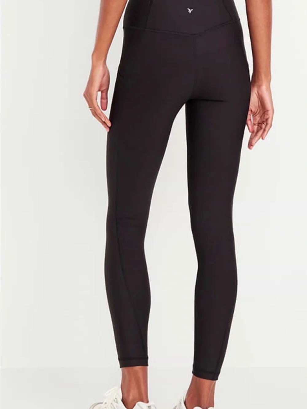 Old Navy Powersoft Ribbed Pocket Black High-Waist Performance Leggings